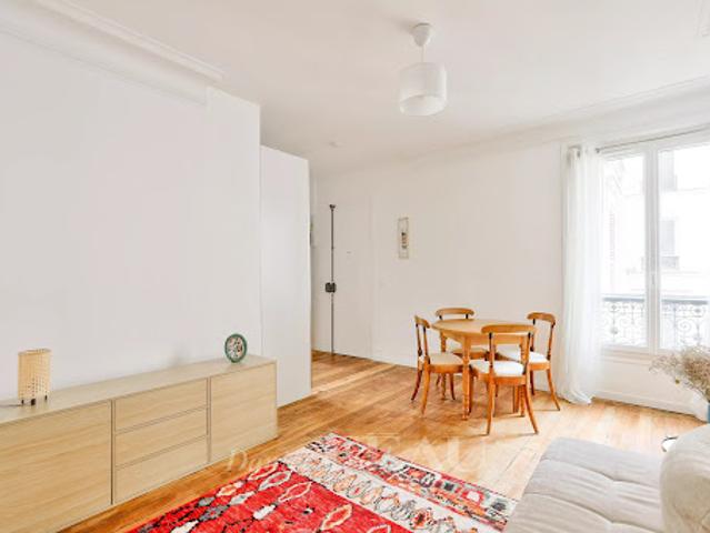Location Appartement 2 pièces 33 m2 Paris 9ème