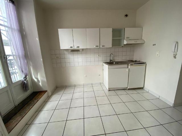 Location Appartement 2 pièces 33m² CLERMONT FERRAND 63000
