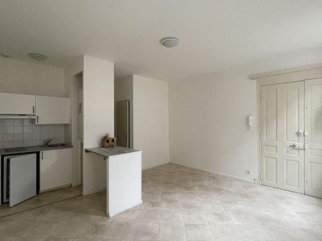 Location Appartement 2 pièces 33m² ALBI 81000