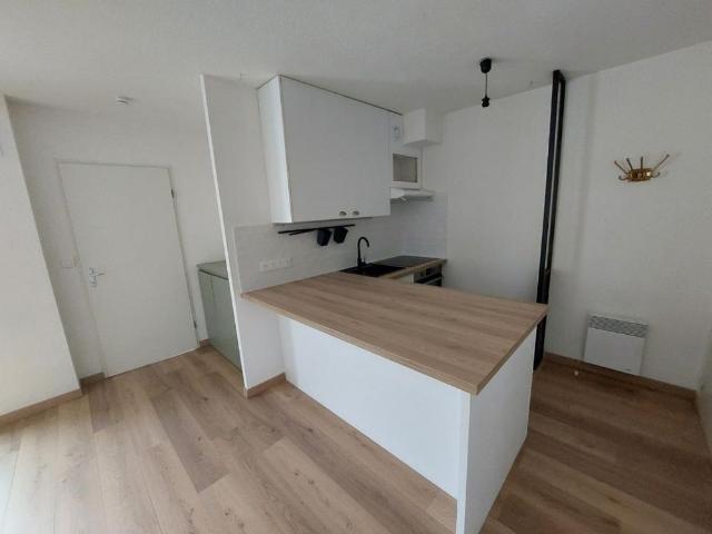 Location Appartement 2 pièces 33m² DEVILLE LES ROUEN 76250