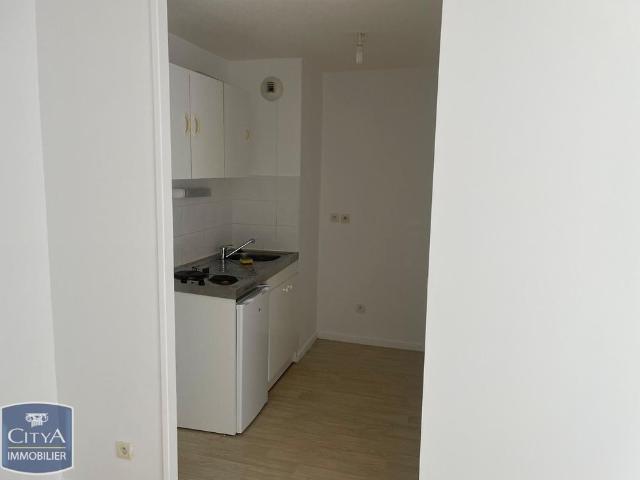 Location Appartement 2 pièces 33m² LONGUEAU 80330
