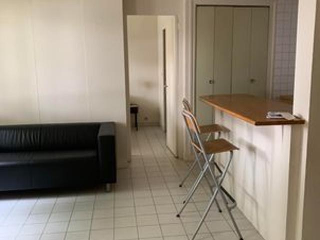 Location Appartement 2 pièces 33m² LYON 7ème