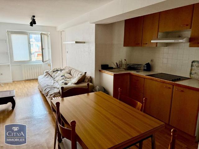Location Appartement 2 pièces 33m² ST ETIENNE 42000