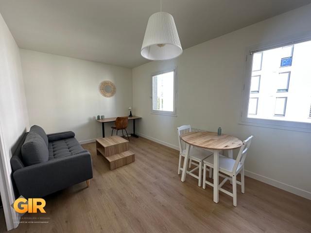 Location Appartement 2 pièces 33m² RENNES 35700