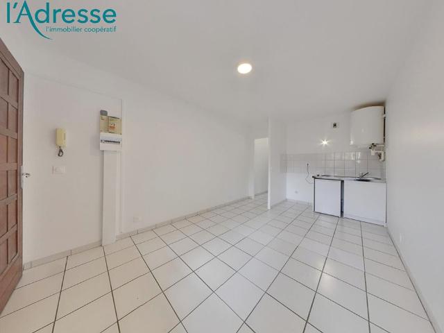 Location appartement 2 pièces, 30.52m², Montfermeil