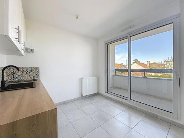 Location Appartement 2 pièces 30.5 m2 Chennevieres sur marne