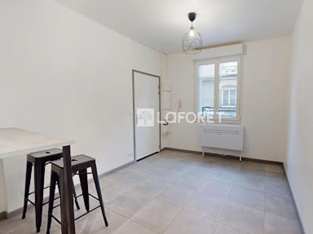 Location Appartement 2 pièces 30.6 m2 Reims