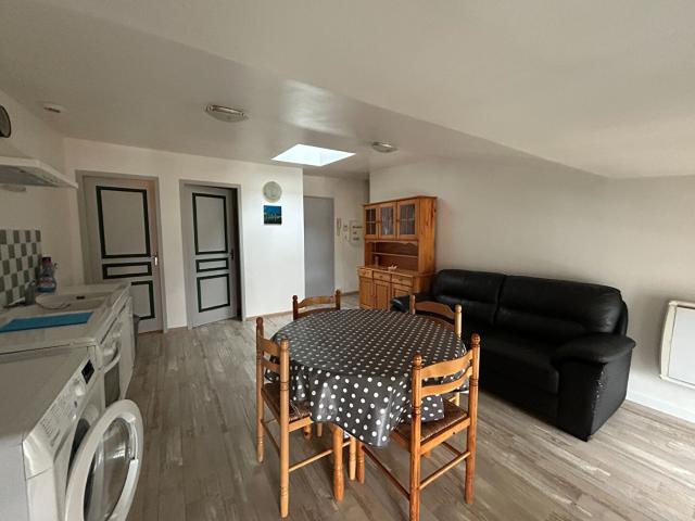 Location appartement 2 pièces, 30.00m², Jonzac