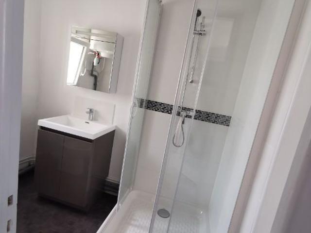 Location appartement 2 pièces, 30.04m², Rochefort