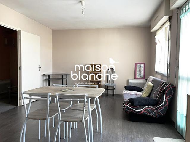 Location Appartement 1 pièce 30.09 m2 Parthenay