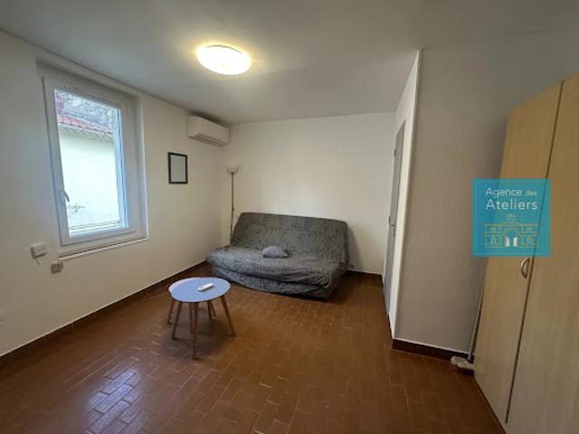 Location Appartement 2 pièces 30 m2 Arles