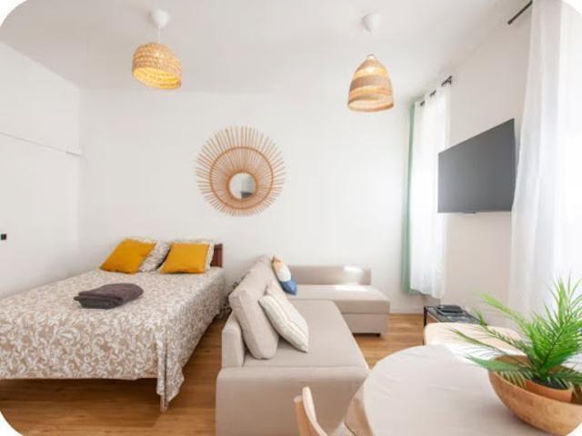 Location Appartement 2 pièces 30 m2 La Ciotat
