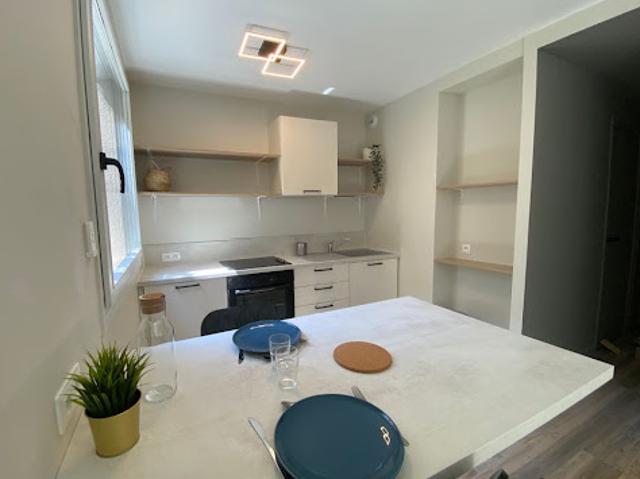 Location Appartement 2 pièces 30 m2 Lyon 6ème