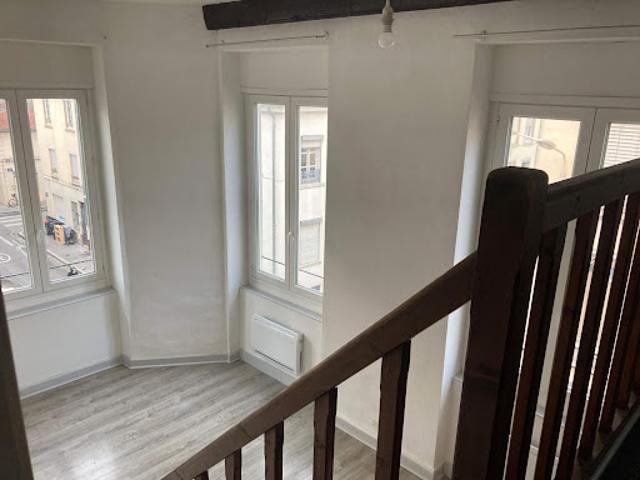 Location Appartement 2 pièces 30 m2 Lyon 7ème