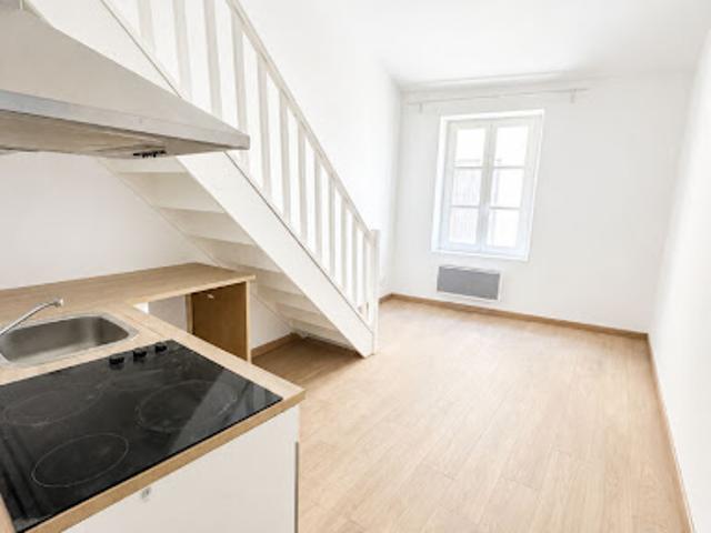Location Appartement 2 pièces 30 m2 Nimes