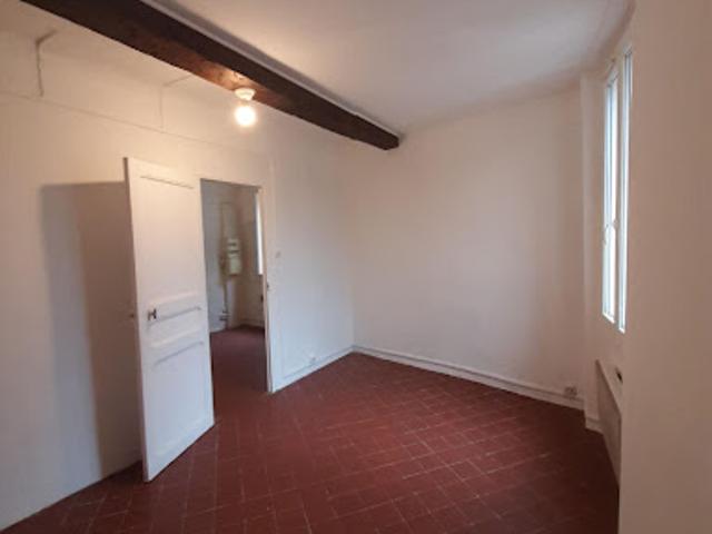 Location Appartement 2 pièces 30 m2 Signes