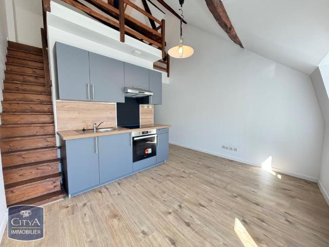 Location Appartement 2 pièces 30m² BOURGES 18000