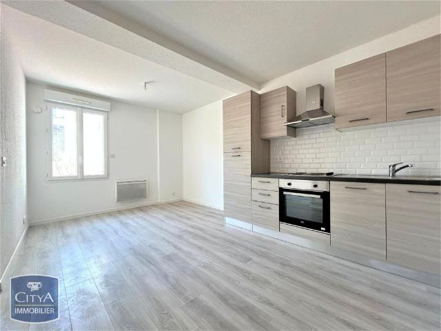 Location Appartement 2 pièces 30m² LIBOURNE 33500