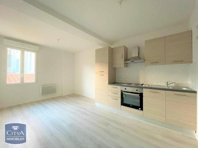 Location Appartement 2 pièces 30m² LIBOURNE 33500