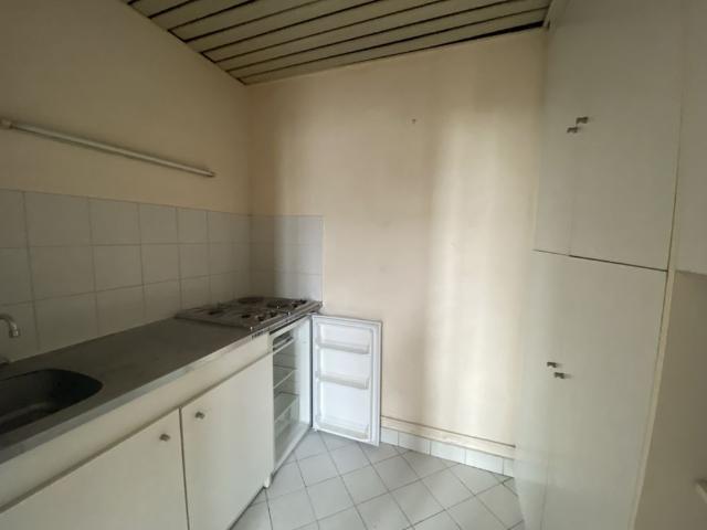 Location Appartement 2 pièces 30m² LYON 8ème