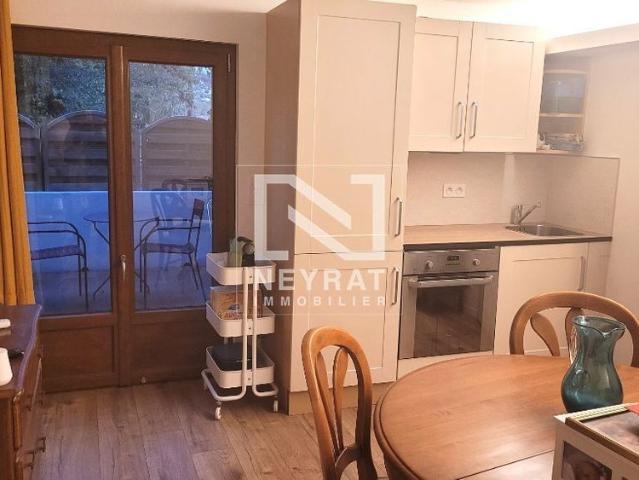 Location Appartement 2 pièces 30m² MONTAUROUX 83440