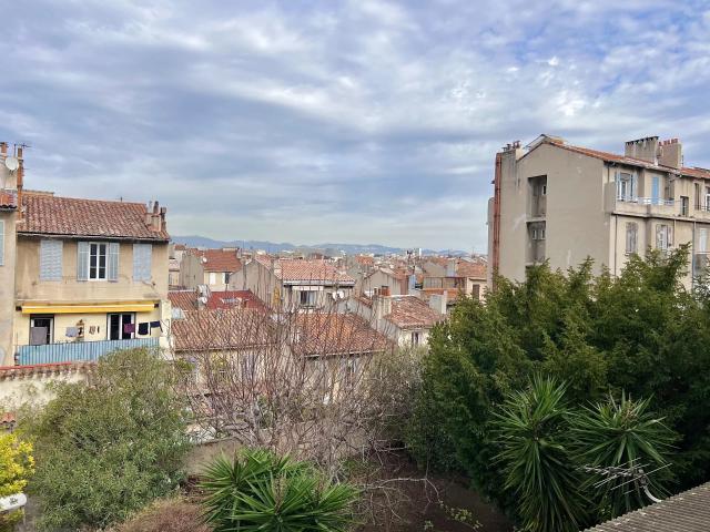 Location Appartement 2 pièces 30m² MARSEILLE 5ème