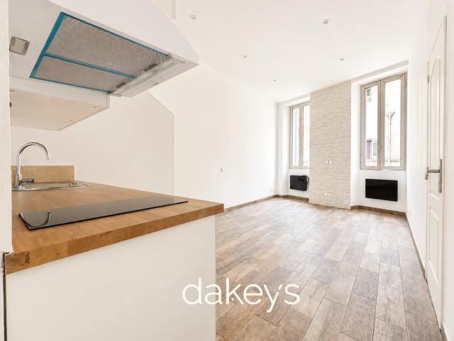 Location Appartement 2 pièces 30m² MARSEILLE 5ème