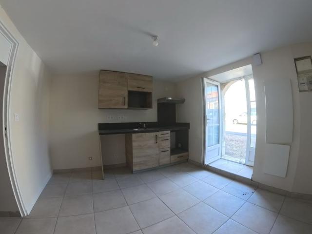 Location Appartement 2 pièces 30m² MIGNE AUXANCES 86440