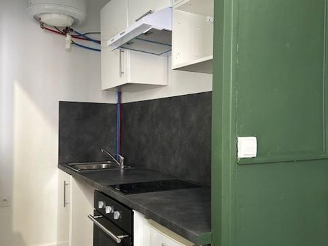 Location Appartement 2 pièces 30m² NIMES 30900