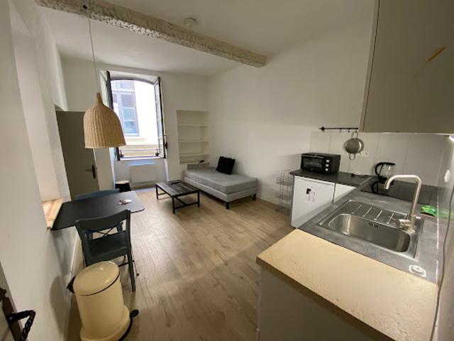 Location Appartement 2 pièces 31.58 m2 Nimes