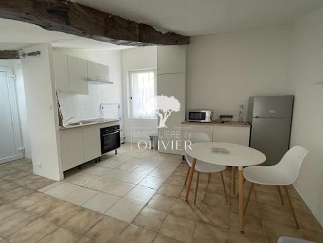 Location Appartement 2 pièces 31.21 m2 Apt
