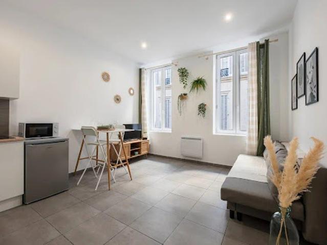 Location Appartement 2 pièces 31 m2 Marseille 1er