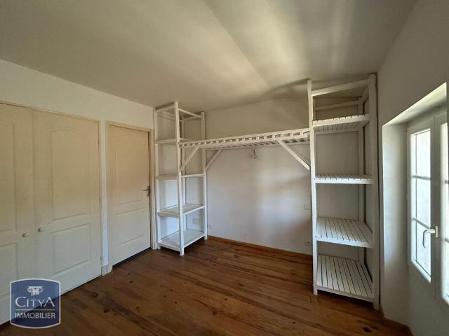 Location Appartement 2 pièces 31m² CARPENTRAS 84200