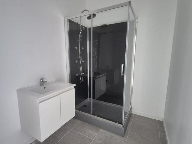 Location Appartement 2 pièces 31m² FEIGNIES 59750