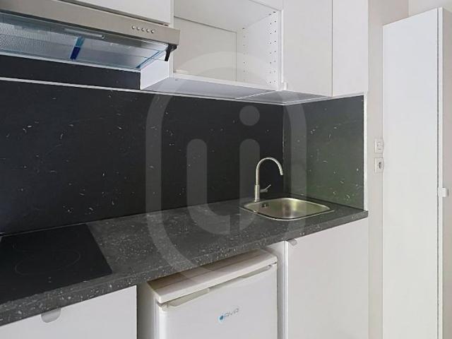 Location Appartement 2 pièces 31m² MONTPELLIER 34070