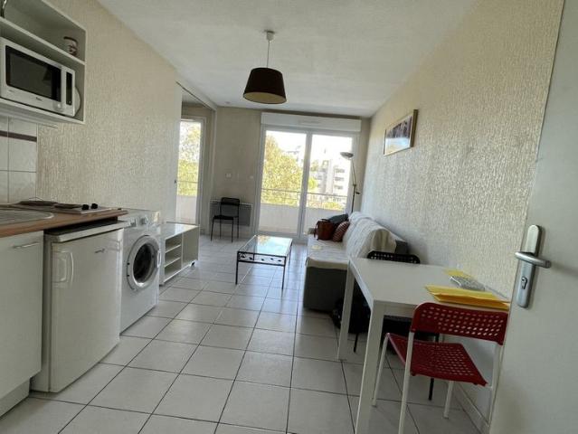 Location Appartement 2 pièces 31m² MONTPELLIER 34090