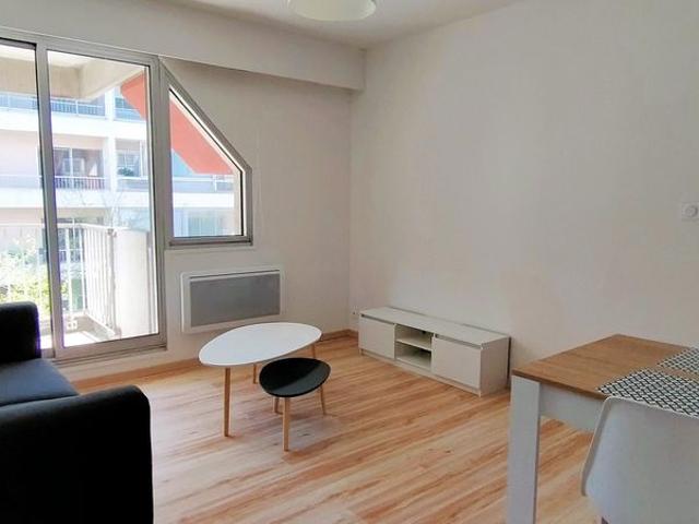 Location Appartement 2 pièces 31m² RODEZ 12000