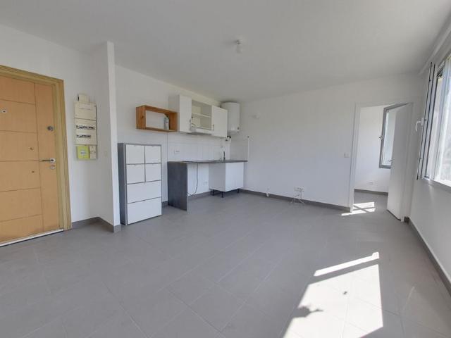 Location appartement 2 pièces, 32.55m², Rosny sous Bois