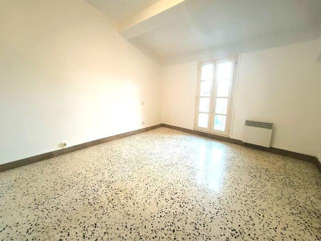 Location appartement 2 pièces, 32.59m², Narbonne
