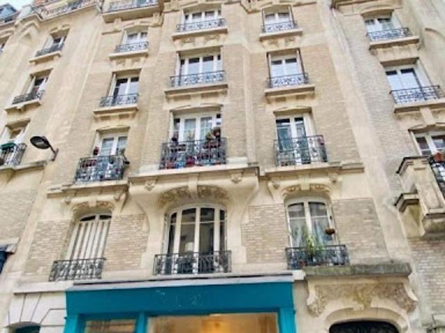 Location Appartement 2 pièces 32.8 m2 Paris 18ème