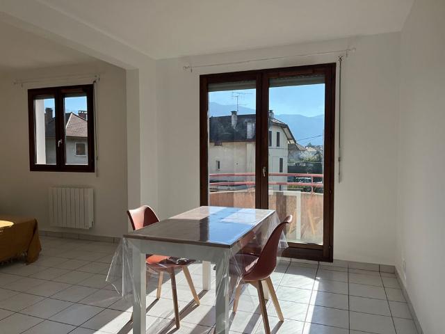 Location appartement 2 pièces, 32.00m², Annecy