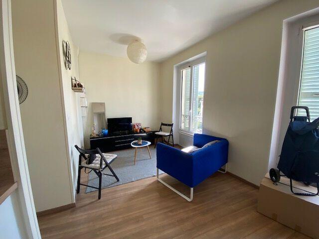 Location appartement 2 pièces, 32.00m², Gif sur Yvette