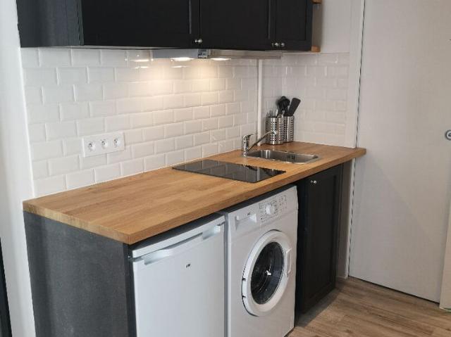 Location appartement 2 pièces, 32.19m², Paris 18