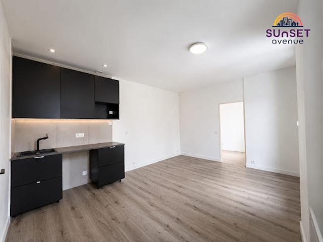 Location Appartement 2 pièces 32.3 m2 Aubervilliers