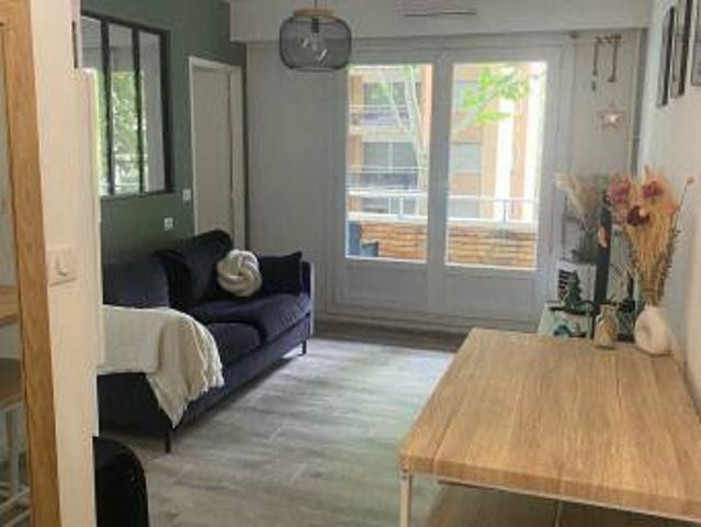 Location Appartement 2 pièces 32 m2 Lyon 6ème