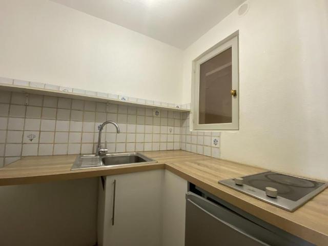 Location Appartement 2 pièces 32m² AVIGNON 84000