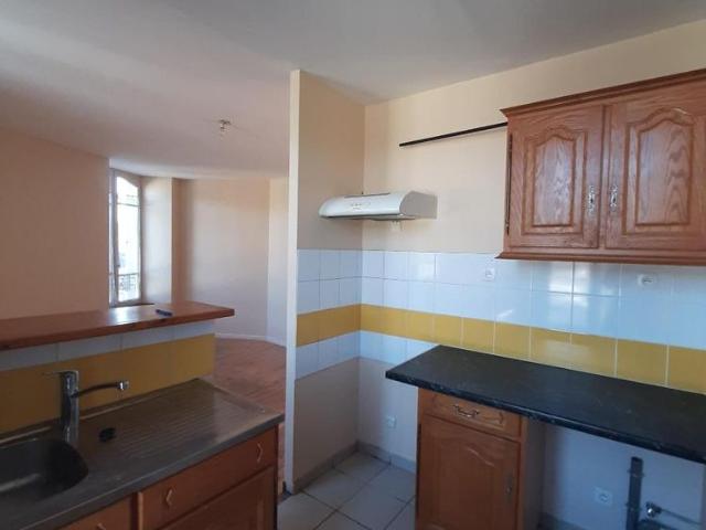 Location Appartement 2 pièces 32m² BORT LES ORGUES 19110