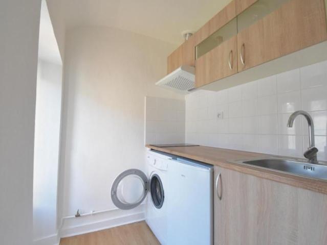 Location Appartement 2 pièces 32m² LE MANS 72000