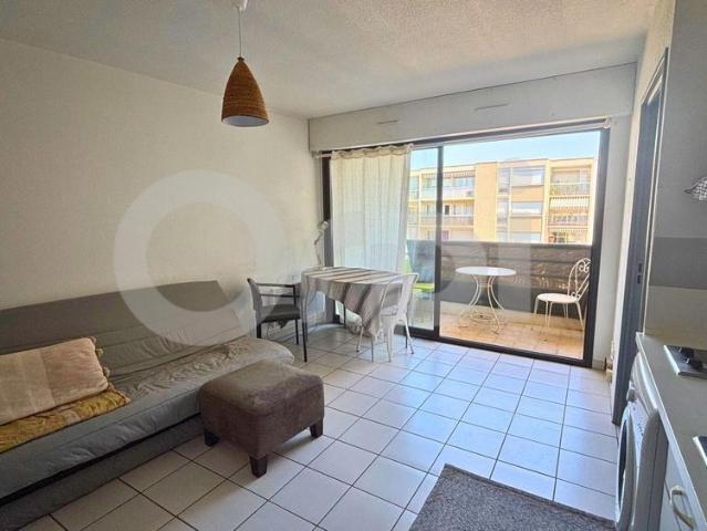 Location Appartement 2 pièces 32m² MONTPELLIER 34000