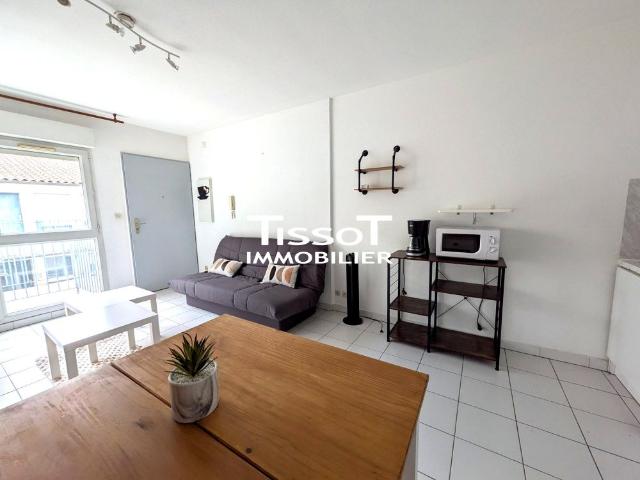 Location Appartement 2 pièces 32m² NIMES 30000